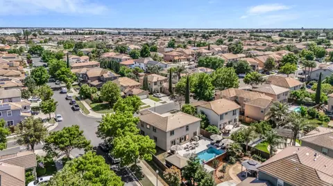 17621 Wheat Field St, Lathrop, CA 95330 photo 43