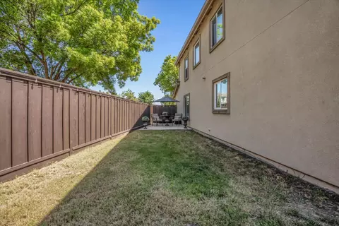 17621 Wheat Field St, Lathrop, CA 95330 photo 30