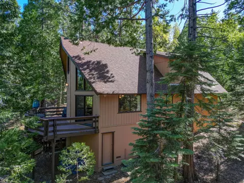 2247 Dardanelle Vis, Dorrington, CA 95223 photo 3