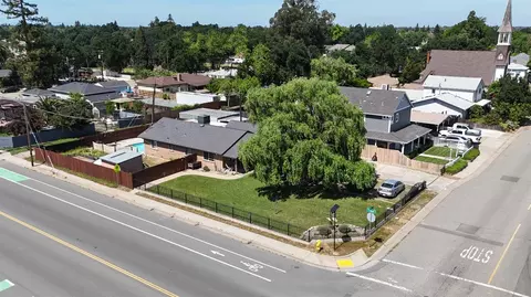 View/Area - 242 3rd St, Galt, CA 95632 photo 2 of 4