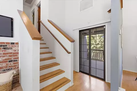 Entry Way - 7095 Murdock Way, Carmichael, CA 95608 photo 1 of 4
