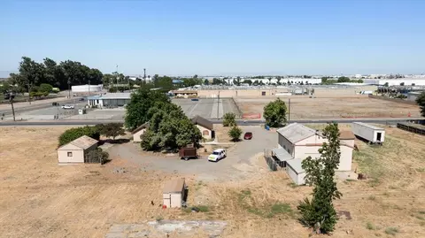 140 Swanson Rd, Manteca, CA 95337 photo 11