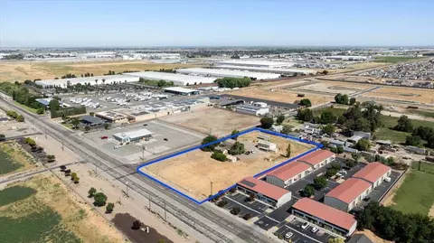 140 Swanson Rd, Manteca, CA 95337 photo 2