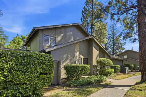 317 E Ranch Rd, Sacramento, CA 95825