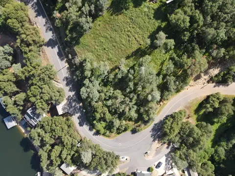 4820 Lakeshore Dr, Copperopolis, CA 95228 photo 2