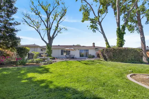 Exterior - 2026 Mission Ave, Carmichael, CA 95608 photo 11 of 12