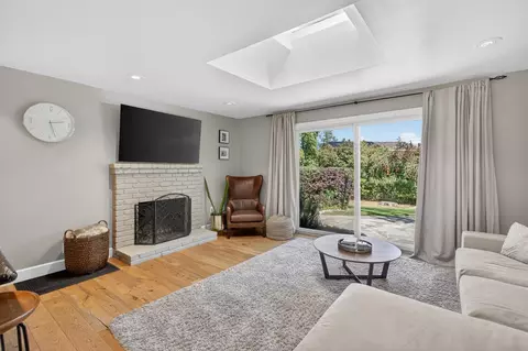 Living - 2026 Mission Ave, Carmichael, CA 95608 photo 2 of 4