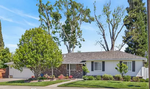 Exterior - 2026 Mission Ave, Carmichael, CA 95608 photo 2 of 12