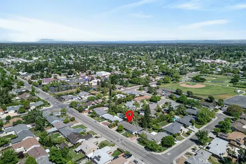 View/Area - 2026 Mission Ave, Carmichael, CA 95608 photo 2 of 4