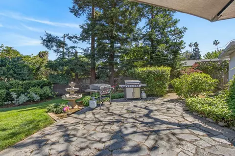 Exterior - 2026 Mission Ave, Carmichael, CA 95608 photo 7 of 12
