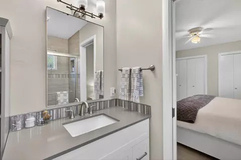 Bath - 2026 Mission Ave, Carmichael, CA 95608 photo 7 of 8