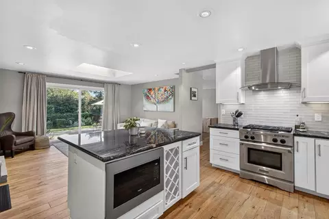 Kitchen - 2026 Mission Ave, Carmichael, CA 95608 photo 8 of 10