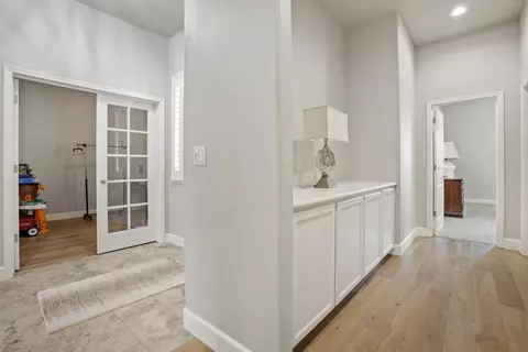 Entry Way - 1770 Ettle, Manteca, CA 95337 photo 2 of 3