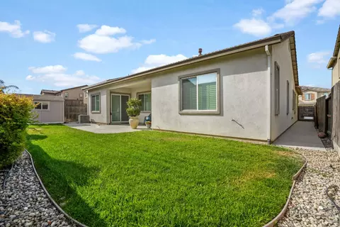 Exterior - 1770 Ettle, Manteca, CA 95337 photo 5 of 6
