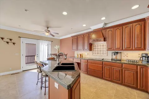 Kitchen - 294 Sunrise Rd #2, Copperopolis, CA 95228 photo 8 of 10