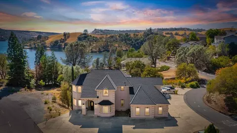 294 Sunrise Rd #2, Copperopolis, CA 95228