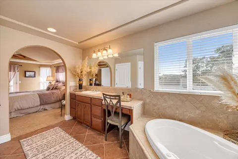 Bath - 294 Sunrise Rd #2, Copperopolis, CA 95228 photo 5 of 8