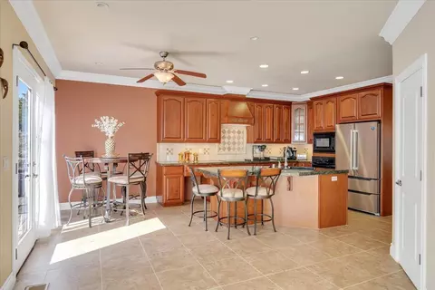 Kitchen - 294 Sunrise Rd #2, Copperopolis, CA 95228 photo 1 of 10