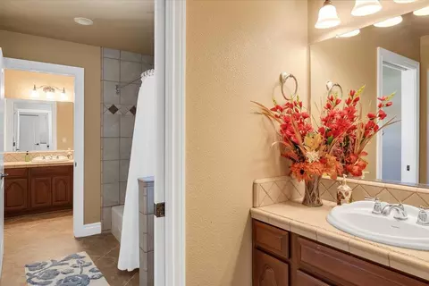 Bath - 294 Sunrise Rd #2, Copperopolis, CA 95228 photo 7 of 8