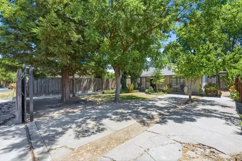 4866 Washington, Salida, CA 95368 photo 3