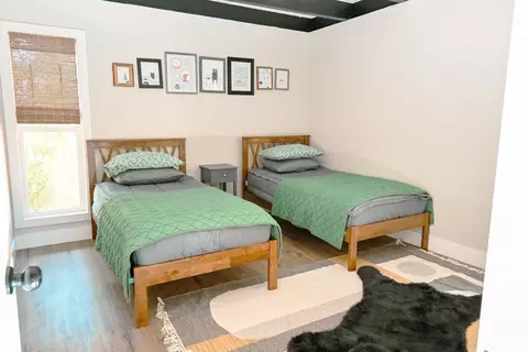 Bedroom - 4220 Tomahawk Trl, Copperopolis, CA 95228 photo 1 of 2