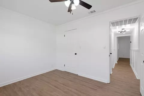 Entry Way - 404 Mesa St, Wheatland, CA 95692 photo 2 of 5
