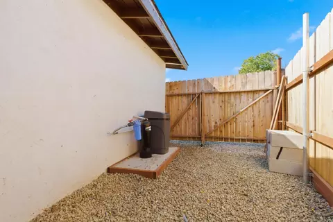 Exterior - 404 Mesa St, Wheatland, CA 95692 photo 9 of 13
