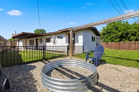 Exterior - 404 Mesa St, Wheatland, CA 95692 photo 7 of 13