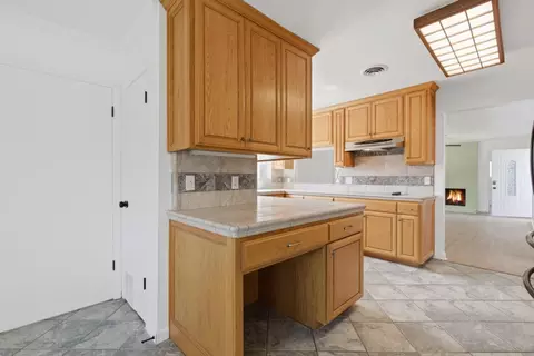 Kitchen - 404 Mesa St, Wheatland, CA 95692 photo 6 of 7