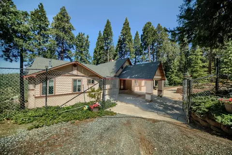 19015 E Pine Dr, Pioneer, CA 95666