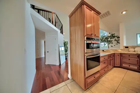 Entry Way - 19015 E Pine Dr, Pioneer, CA 95666 photo 2 of 5