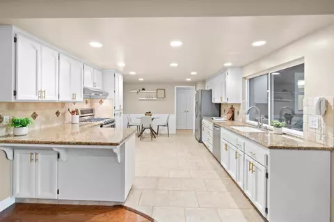 6919 Los Olivos Way, Carmichael, CA 95608 photo 9