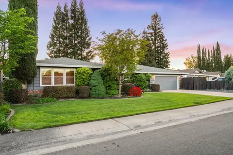 6919 Los Olivos Way, Carmichael, CA 95608 photo 3