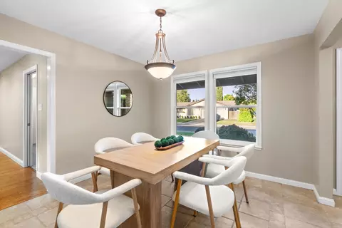 6919 Los Olivos Way, Carmichael, CA 95608 photo 13