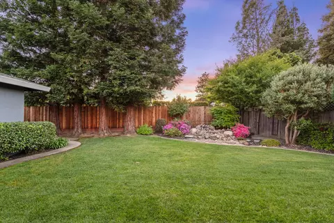6919 Los Olivos Way, Carmichael, CA 95608 photo 31
