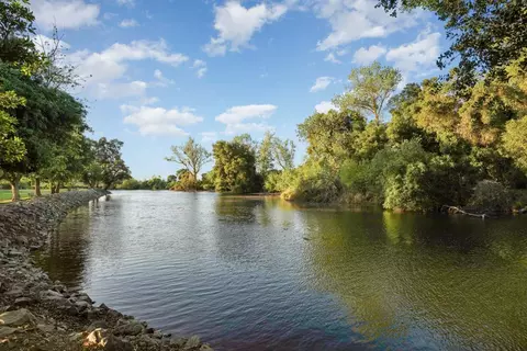 View/Area - 1041 Yuloni Dr, Lodi, CA 95240 photo 6 of 11