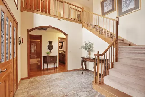 Entry Way - 1041 Yuloni Dr, Lodi, CA 95240 photo 1 of 5