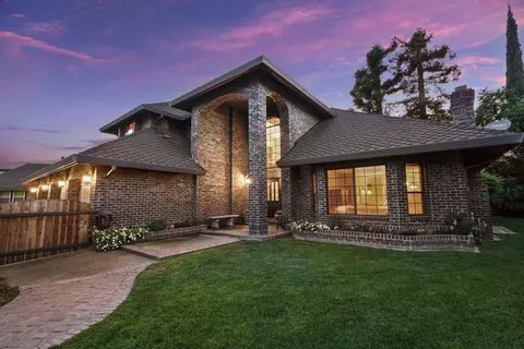 Exterior - 1041 Yuloni Dr, Lodi, CA 95240 photo 3 of 12