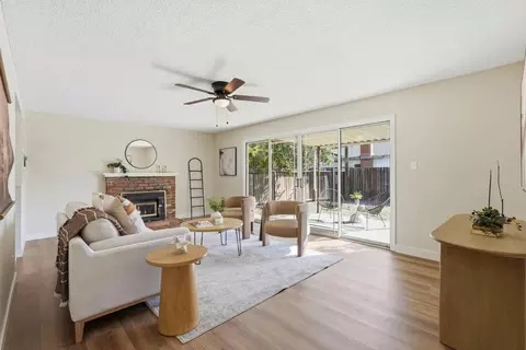8200 Zenith Dr, Citrus Heights, CA 95621