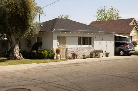 1718 Oliver St, Dos Palos, CA 93620