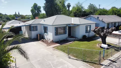 1104 Beverly Dr, Modesto, CA 95351