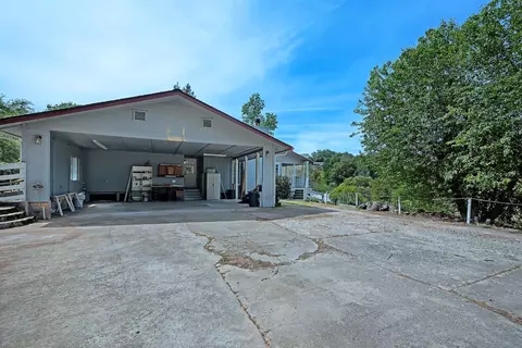 Exterior - 2510 Rising Hill Rd, Placerville, CA 95667 photo 2 of 16