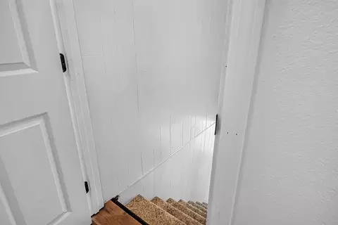 Entry Way - 2510 Rising Hill Rd, Placerville, CA 95667 photo 2 of 2