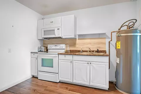 Kitchen - 2510 Rising Hill Rd, Placerville, CA 95667 photo 4 of 4