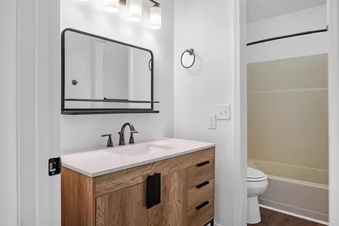 Bath - 2510 Rising Hill Rd, Placerville, CA 95667 photo 1 of 4
