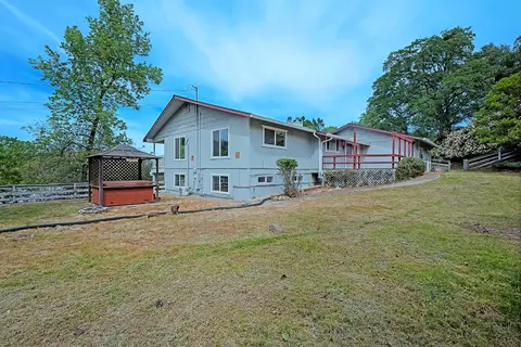Exterior - 2510 Rising Hill Rd, Placerville, CA 95667 photo 7 of 16