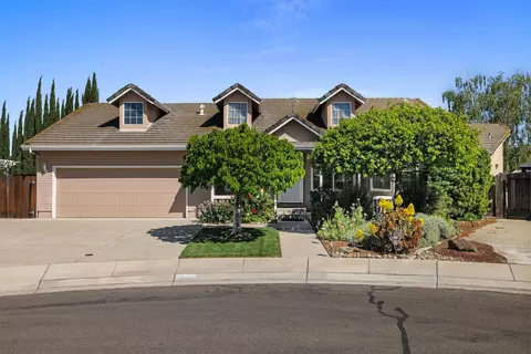 1084 Eastburg Ct, Ripon, CA 95366