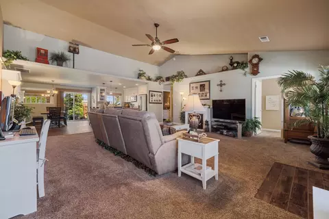 Living - 1084 Eastburg Ct, Ripon, CA 95366 photo 1 of 3
