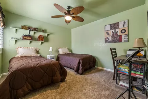 Bedroom - 1084 Eastburg Ct, Ripon, CA 95366 photo 2 of 4