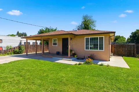 1022 Fleda Ave, Olivehurst, CA 95961 photo 2